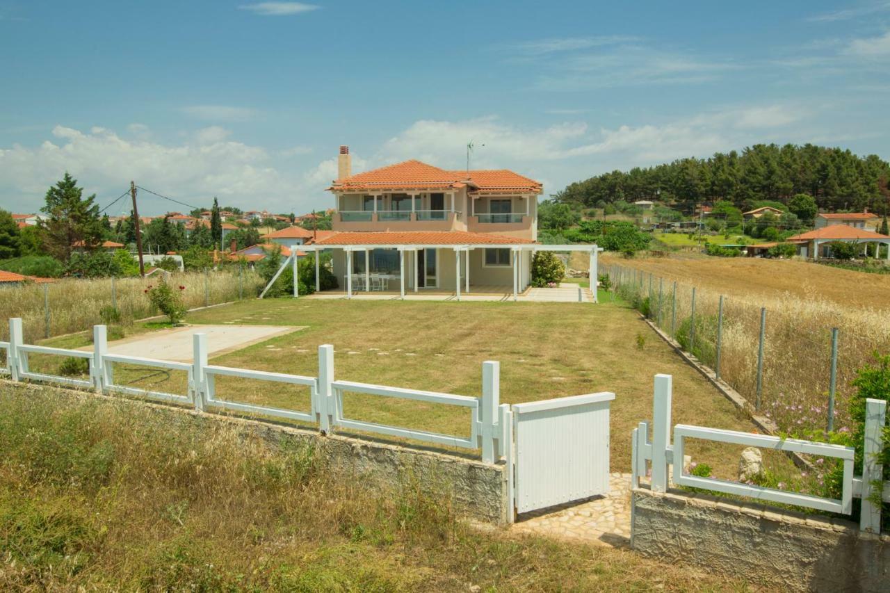 Magnificent Seascape Villa On A Secluded Beach Νέα Μουδανιά Εξωτερικό φωτογραφία