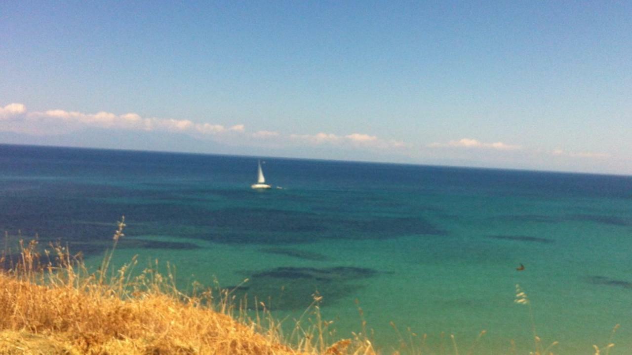 Magnificent Seascape Villa On A Secluded Beach Νέα Μουδανιά Εξωτερικό φωτογραφία